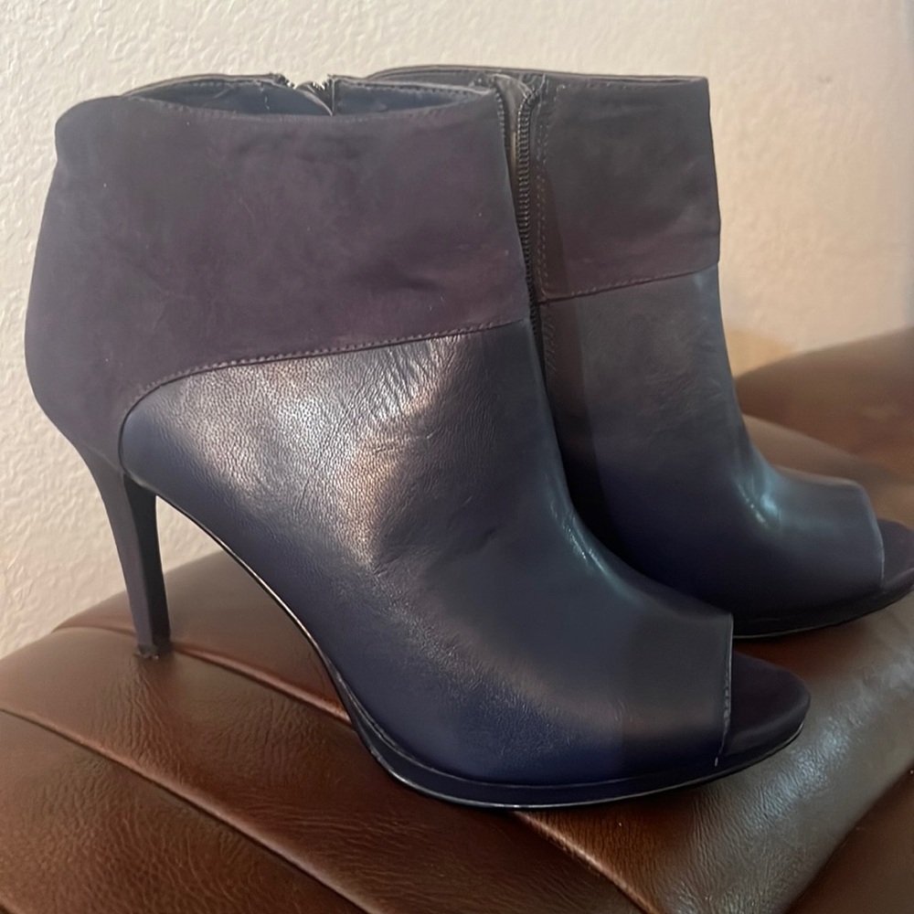 Blue with suede and leather heel boots size 9